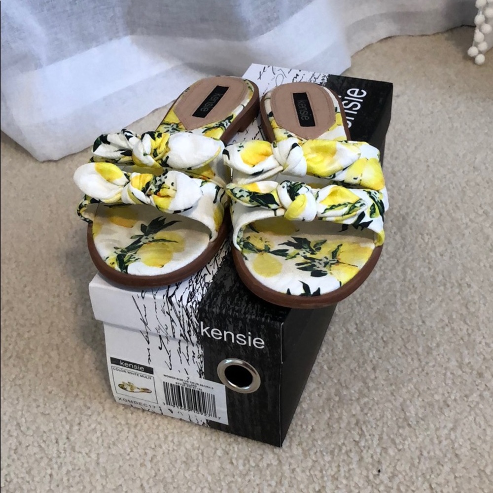 Kensie lemon sandals